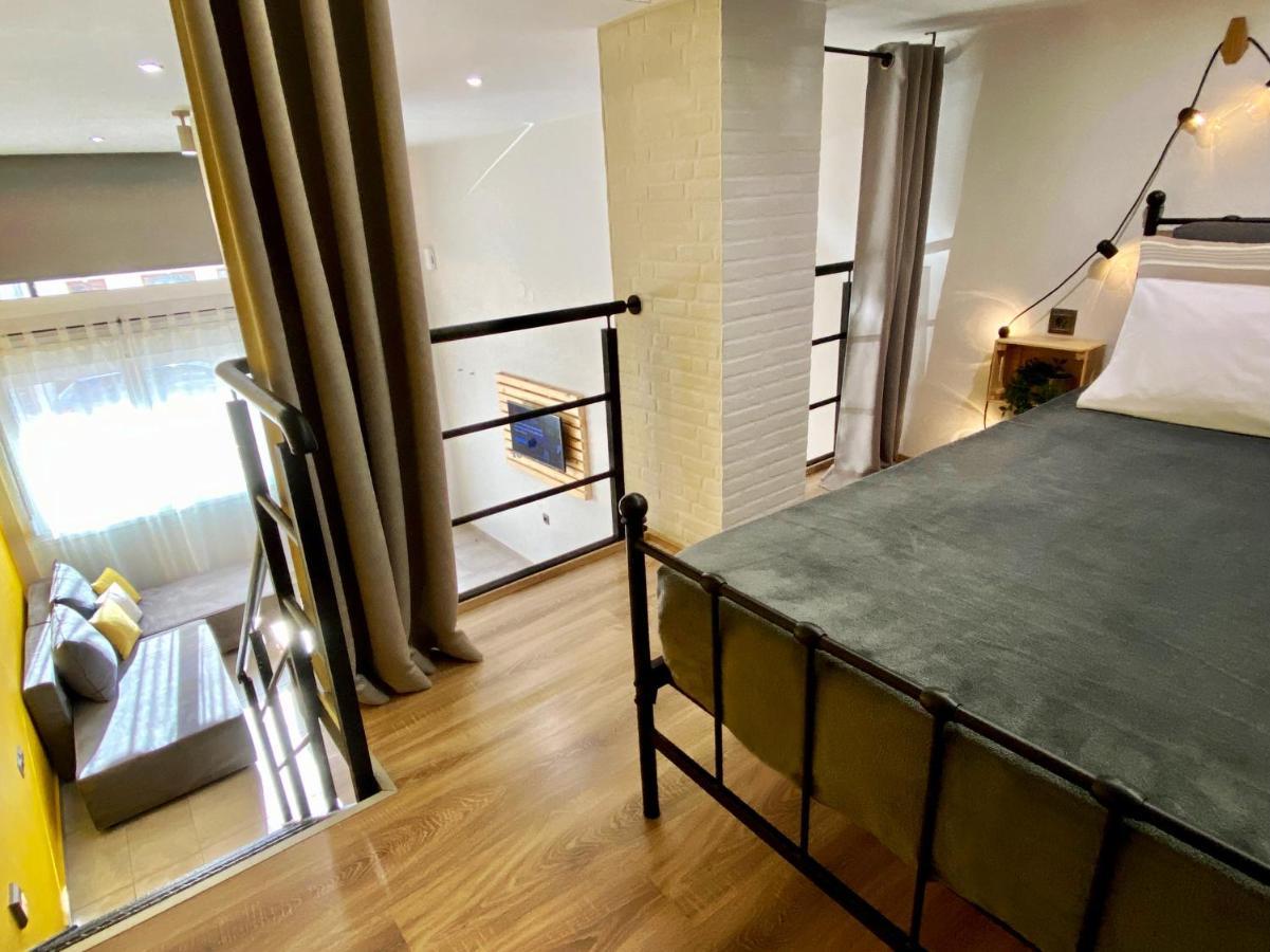 Apartamento 48 Downtown Lofts Néa Péramos Exterior foto