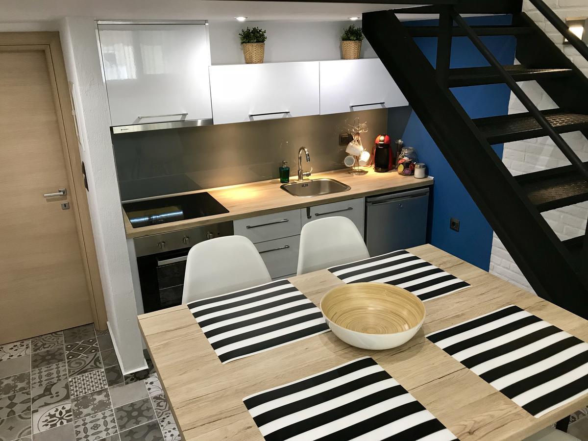 Apartamento 48 Downtown Lofts Néa Péramos Exterior foto